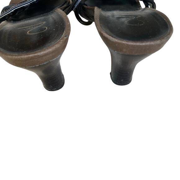 Mia 2 thing strappy sandal Chocolate Brown Kitten Heel Faux Leather Comfy Fall - Picture 4 of 5